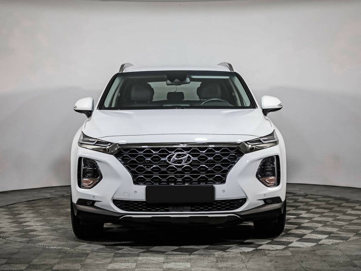 Hyundai Santa Fe с пробегом — 2020 год. Фото: #1