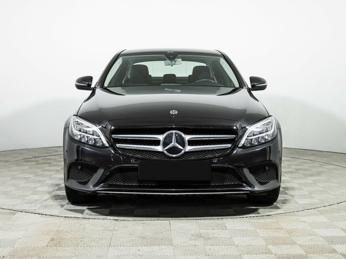 Mercedes-Benz C-Класс с пробегом — 2019 год. Фото: #1