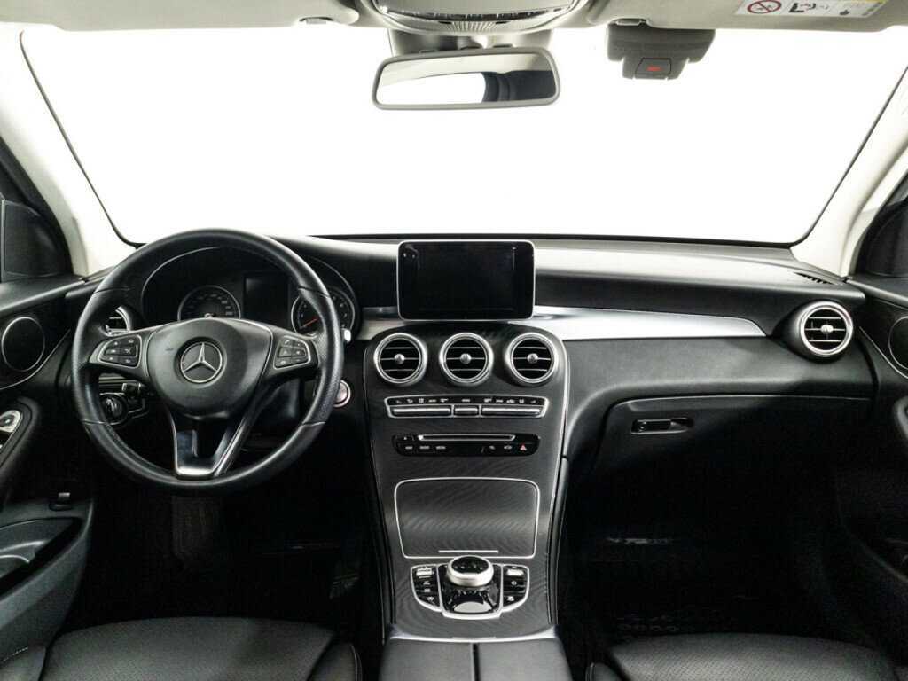 Mercedes-Benz GLC с пробегом — 2018 год. Фото: #13