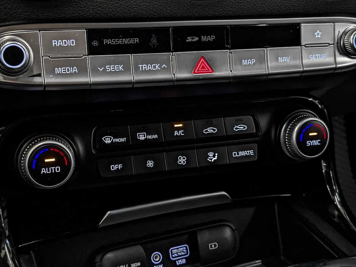 Kia Stinger с пробегом — 2019 год. Фото: #18