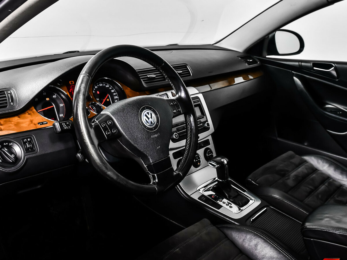 Volkswagen Passat с пробегом — 2008 год. Фото: #10