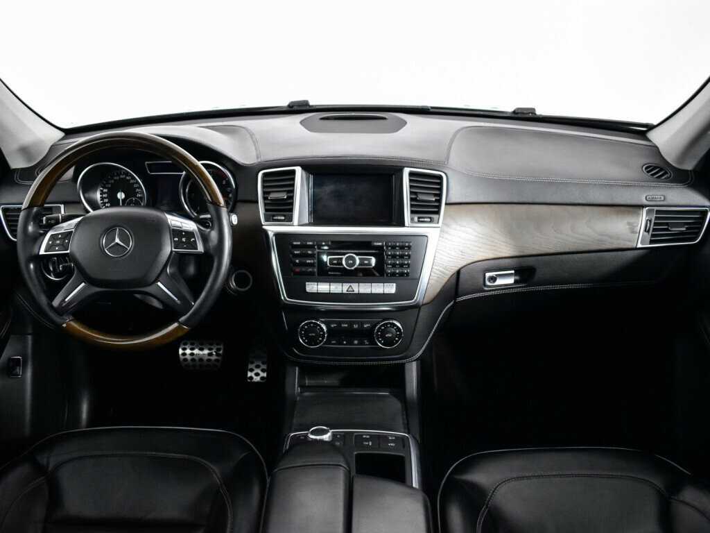 Mercedes-Benz M-Класс с пробегом — 2013 год. Фото: #11