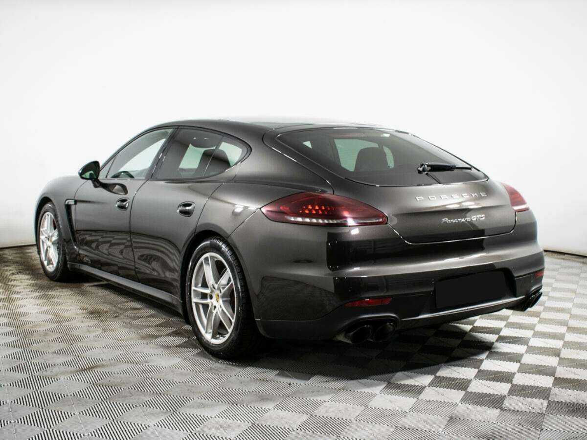 Porsche Panamera с пробегом — 2015 год. Фото: #5