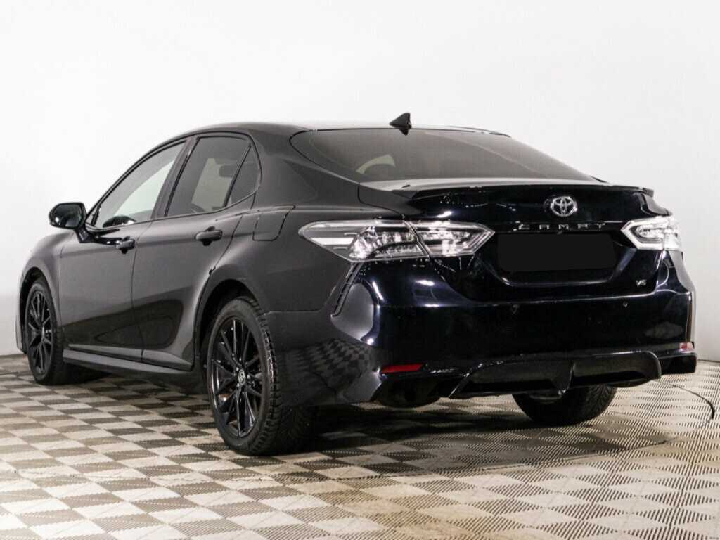 Toyota Camry с пробегом — 2021 год. Фото: #6