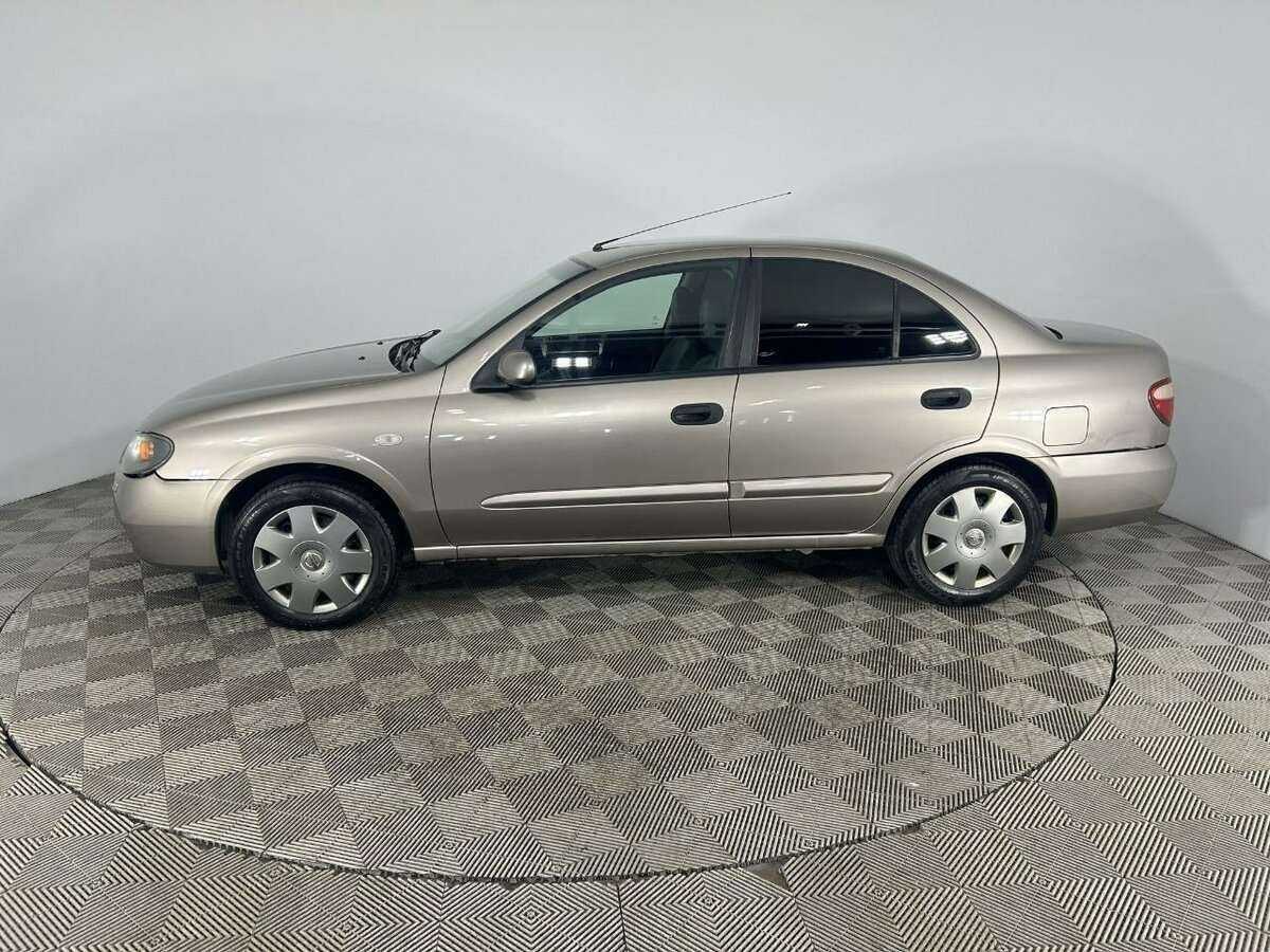 Nissan Almera с пробегом — 2005 год. Фото: #4