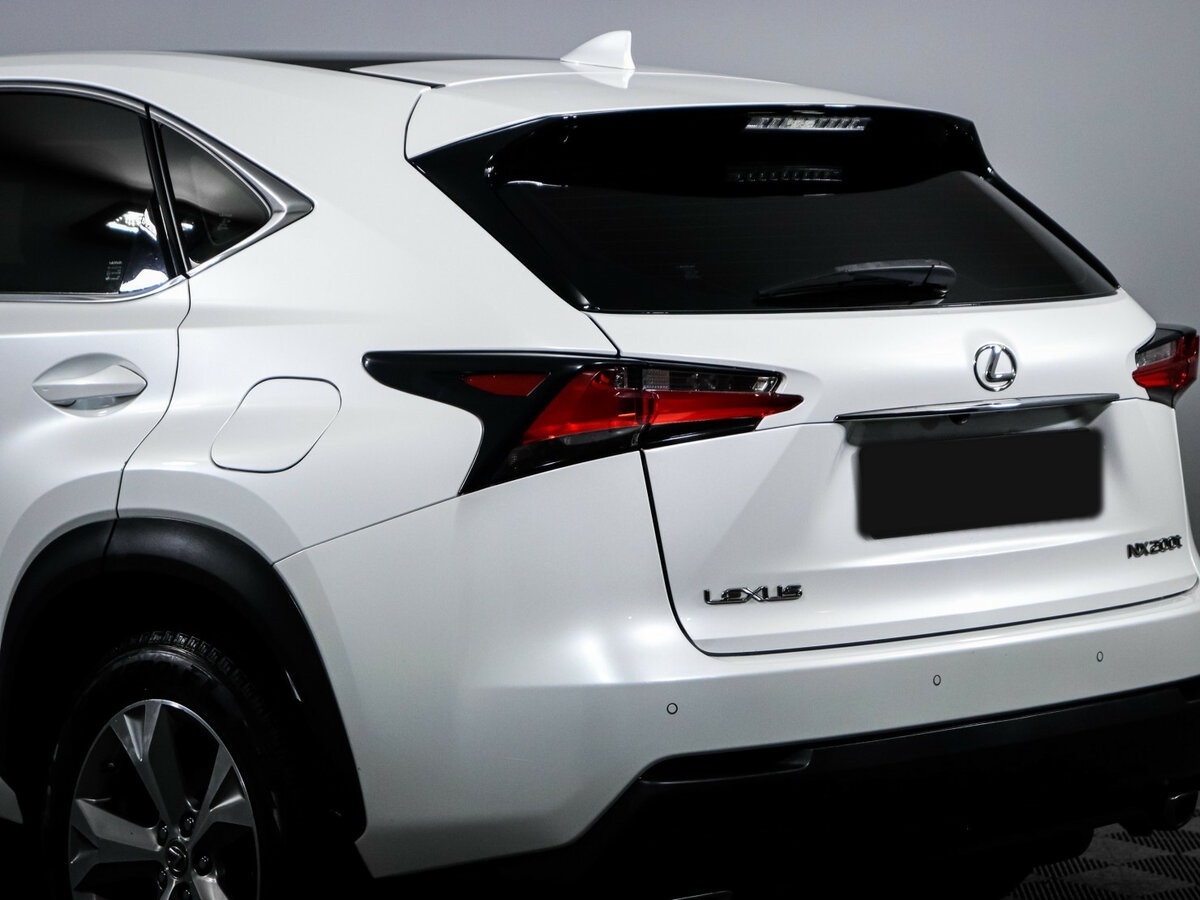 Lexus NX с пробегом — 2015 год. Фото: #12