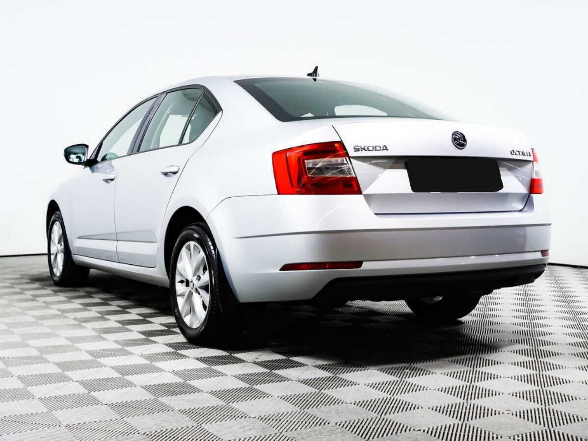 Skoda Octavia с пробегом — 2018 год. Фото: #6