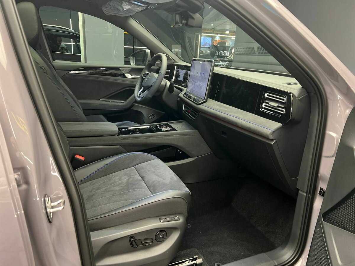 Volkswagen Tiguan с пробегом — 2024 год. Фото: #13