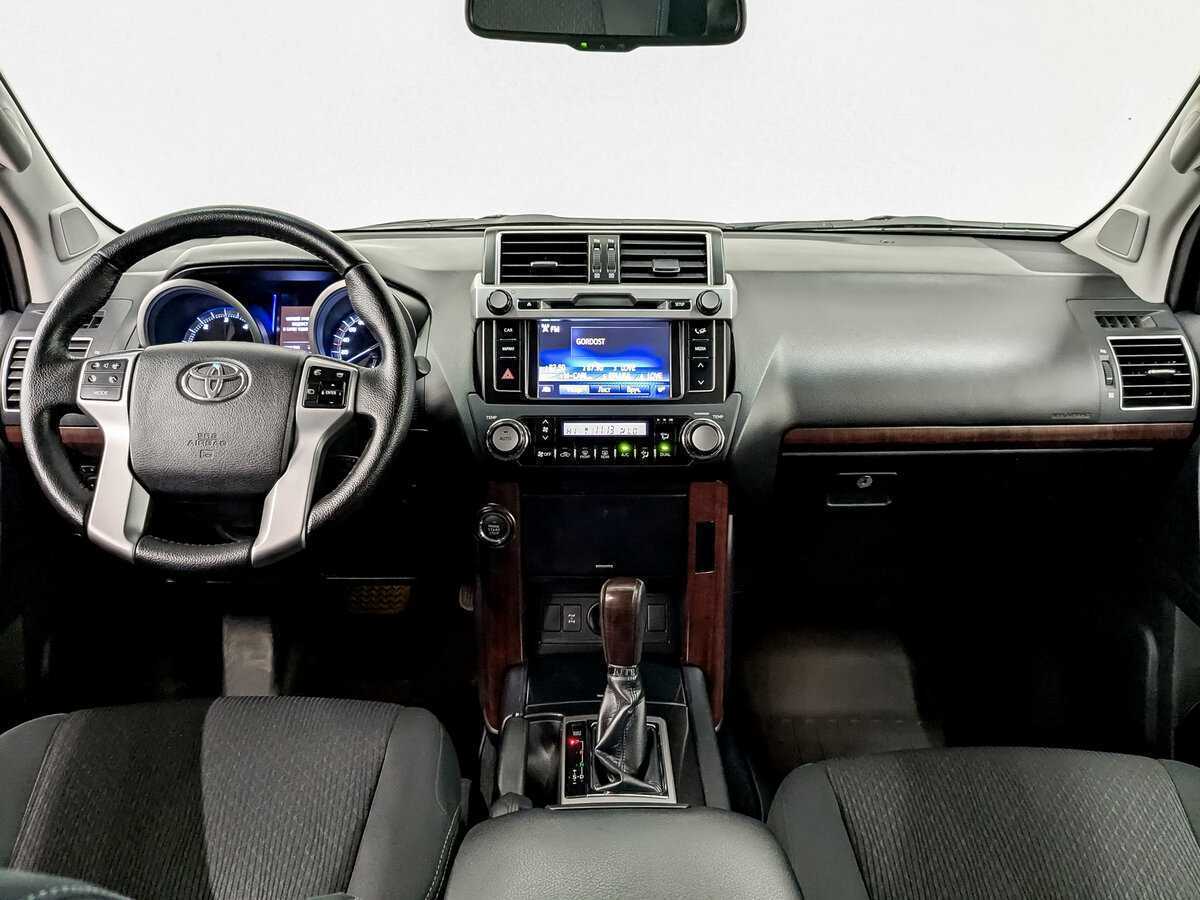 Toyota Land Cruiser Prado с пробегом — 2015 год. Фото: #13