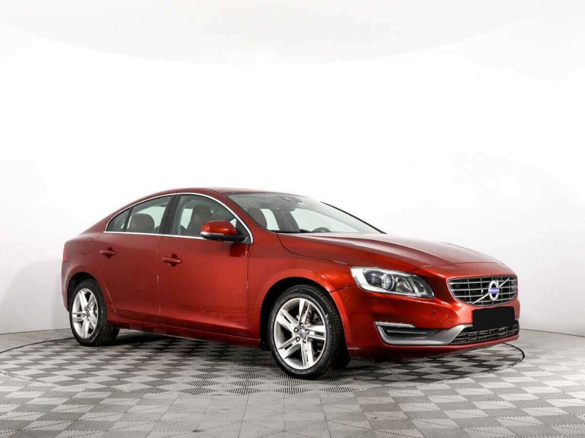 Volvo S60 с пробегом — 2014 год. Фото: #2