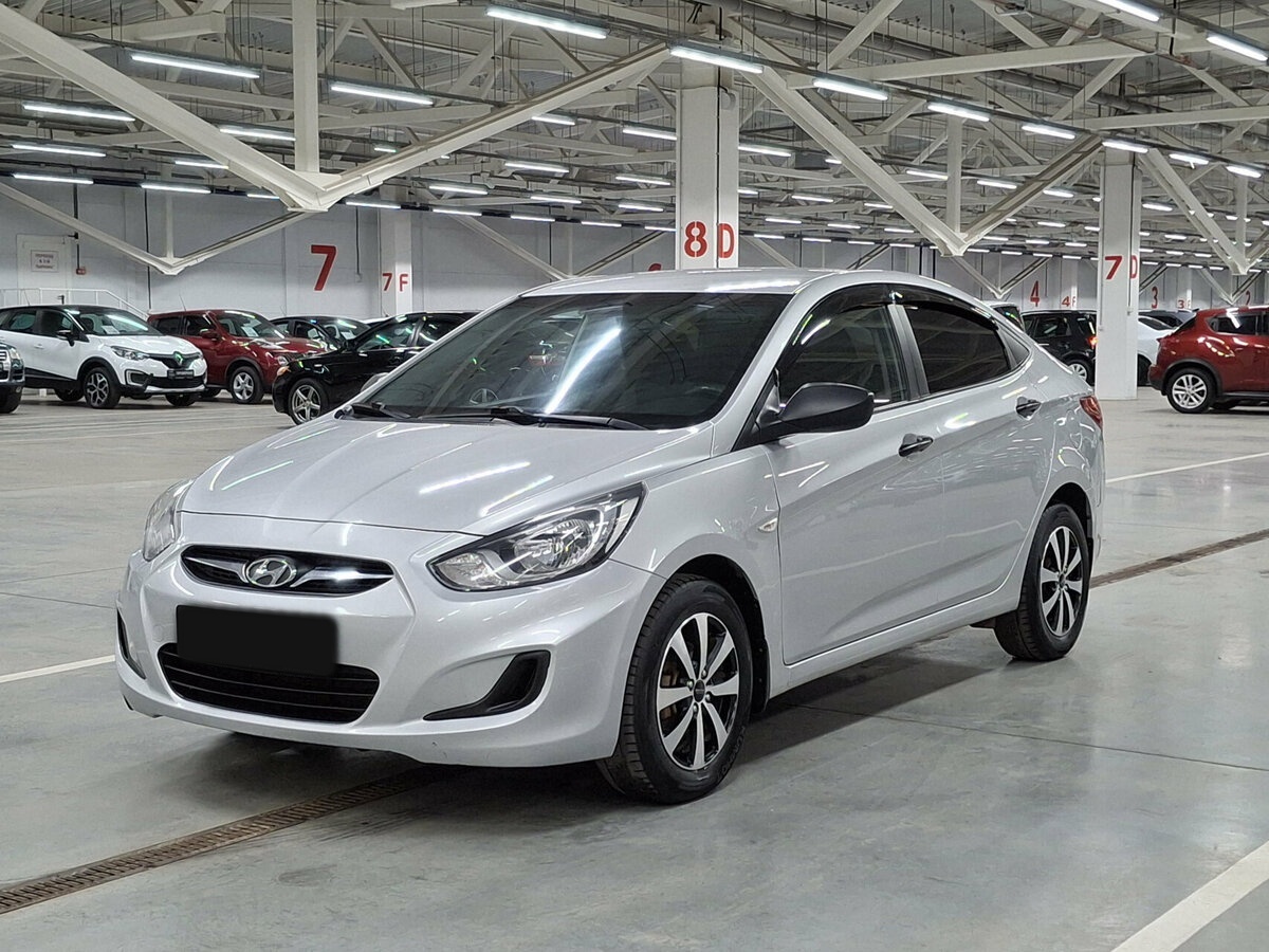 Hyundai Solaris с пробегом — 2014 год. Фото: #0