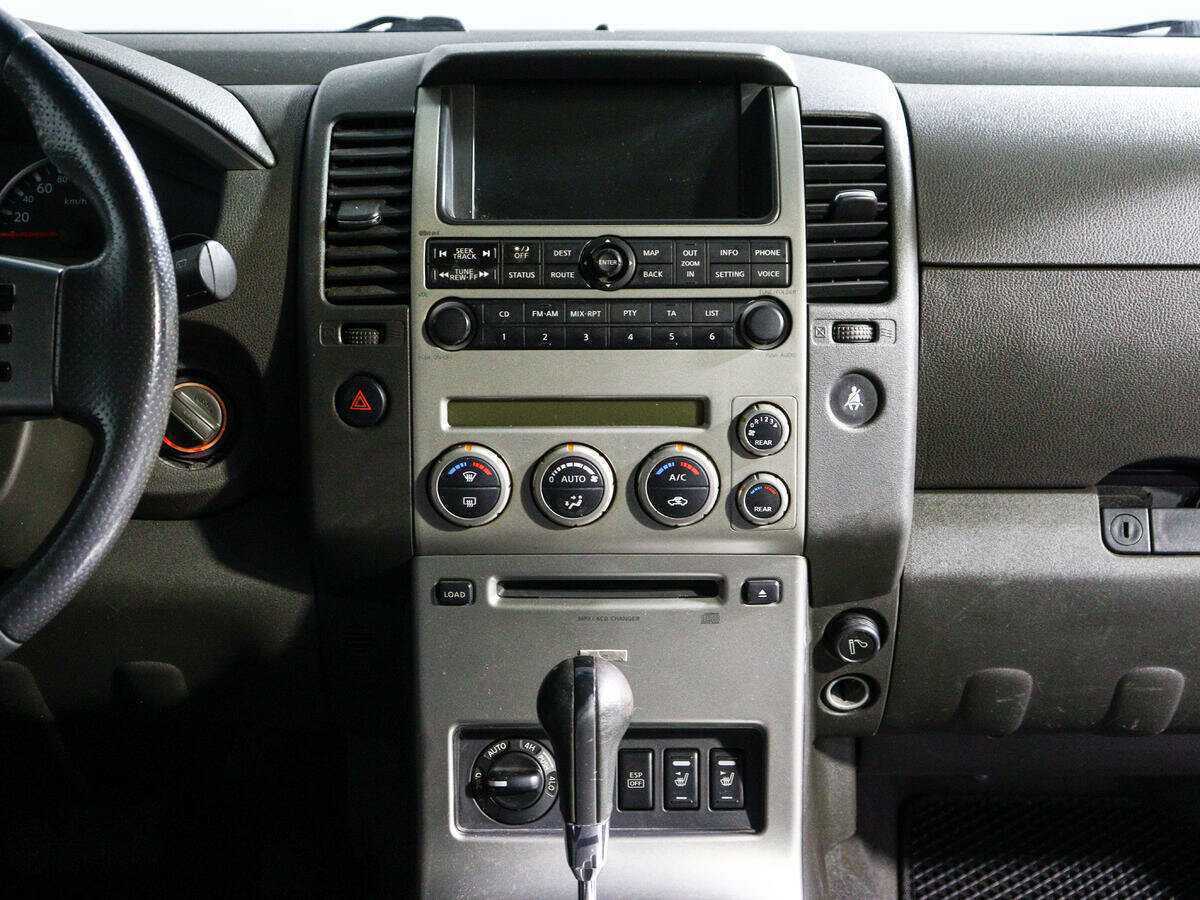 Nissan Pathfinder с пробегом — 2006 год. Фото: #13