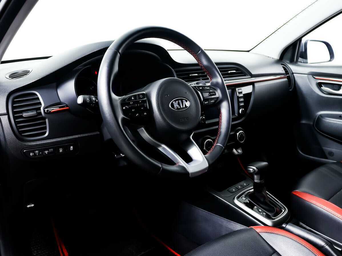 Kia Rio с пробегом — 2020 год. Фото: #13