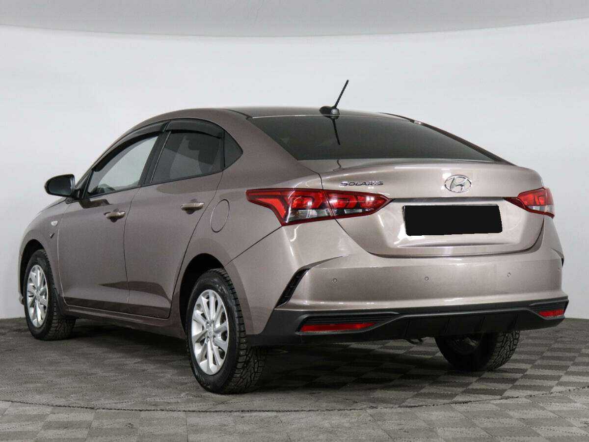 Hyundai Solaris с пробегом — 2021 год. Фото: #5
