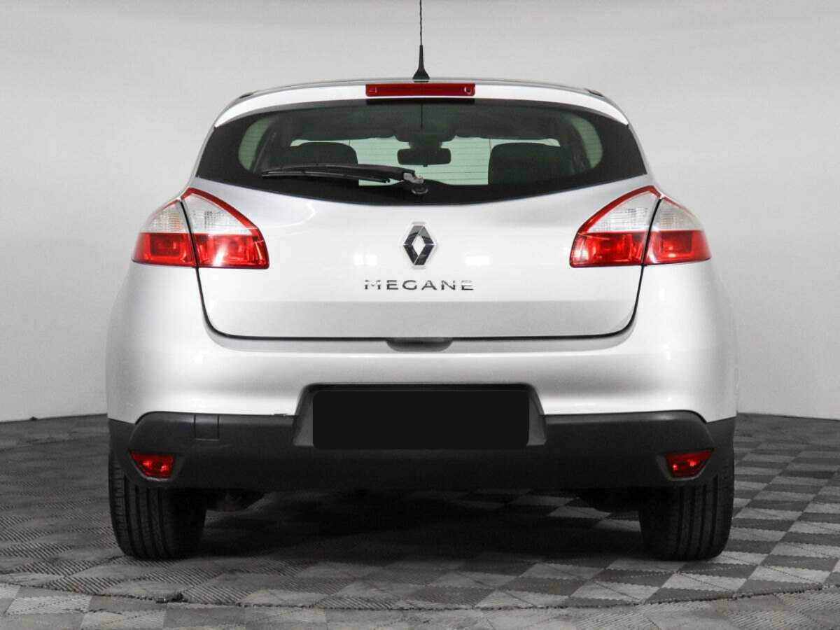Renault Megane с пробегом — 2012 год. Фото: #5