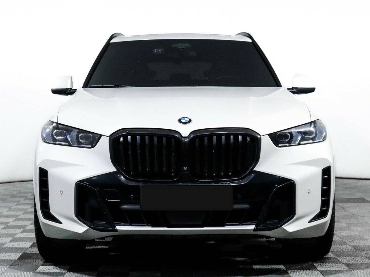 BMW X5 с пробегом — 2023 год. Фото: #1