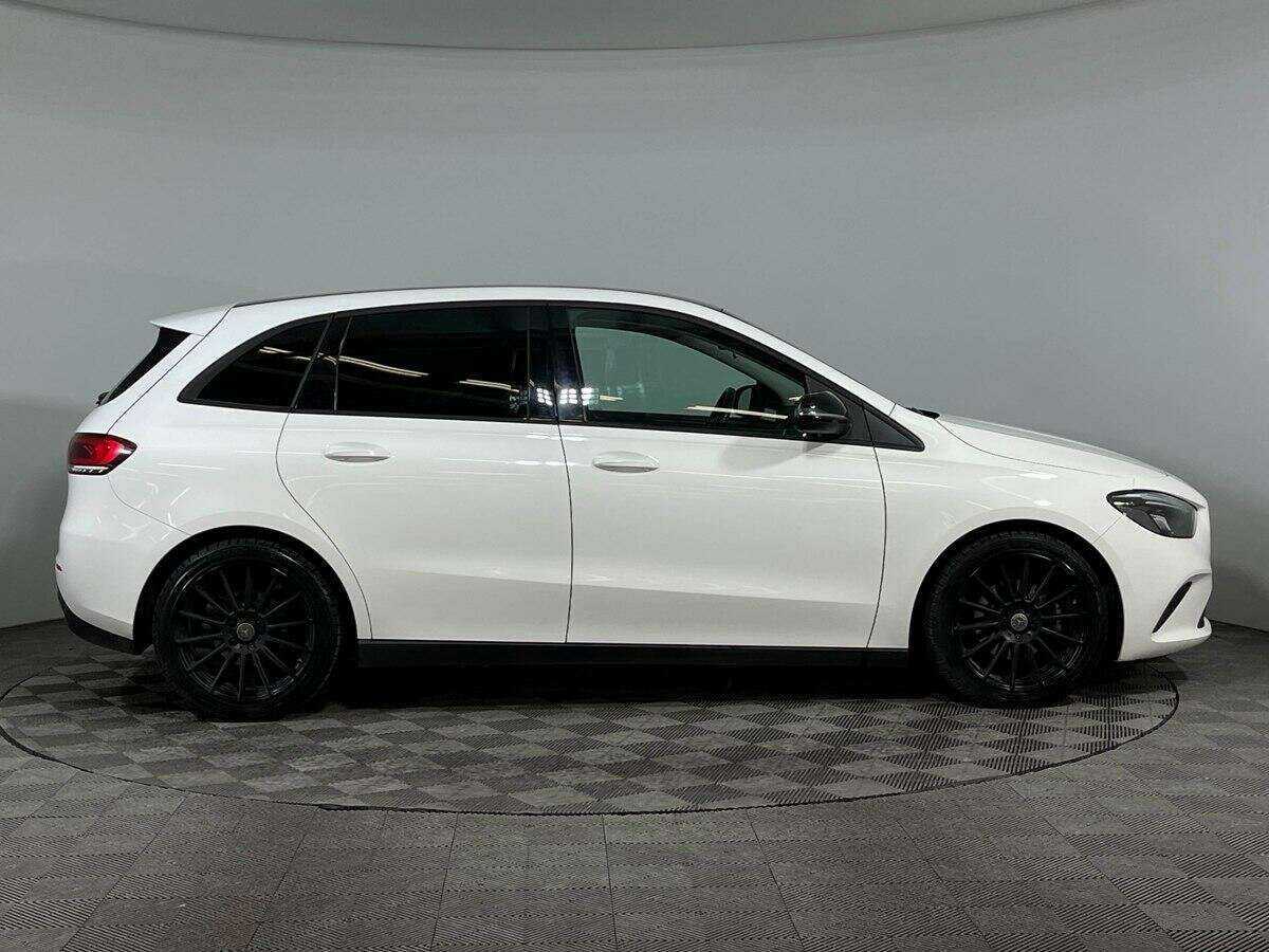 Mercedes-Benz B-Класс с пробегом — 2018 год. Фото: #3