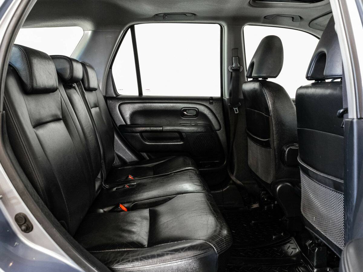 Honda CR-V с пробегом — 2006 год. Фото: #12
