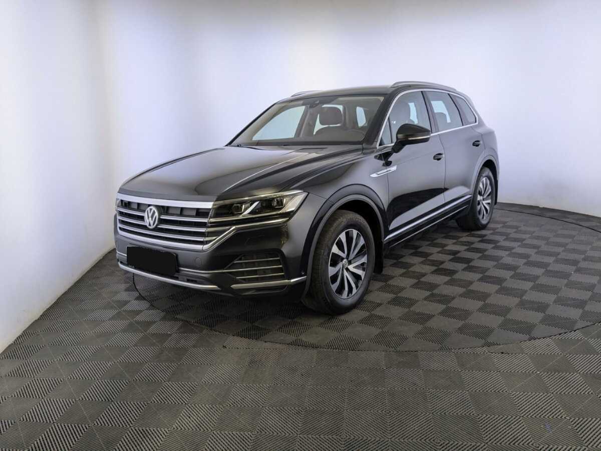 Volkswagen Touareg с пробегом — 2020 год. Фото: #0