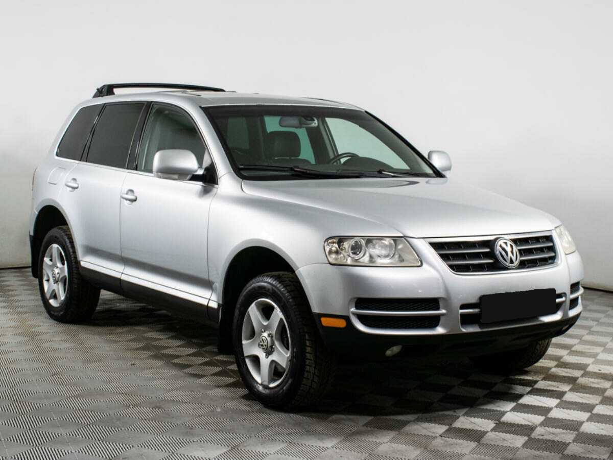 Volkswagen Touareg с пробегом — 2003 год. Фото: #2