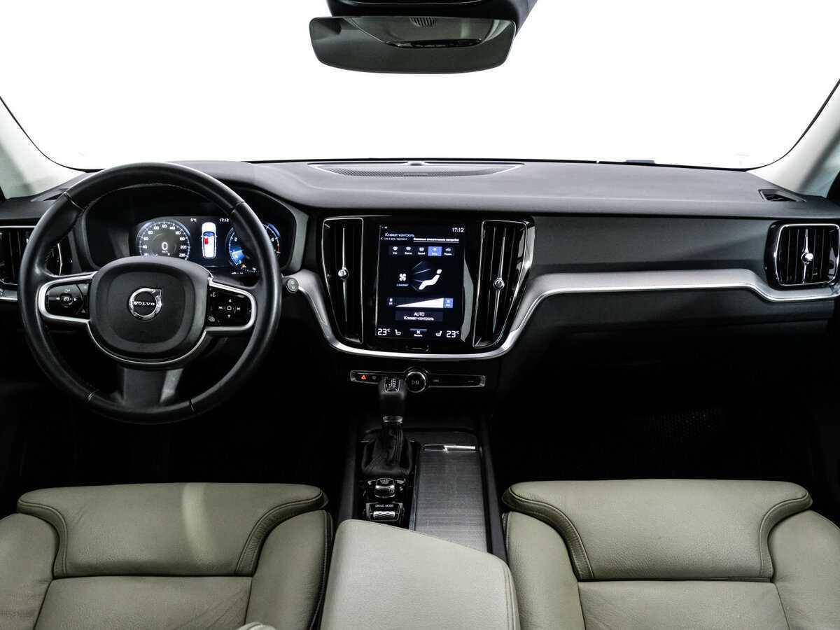 Volvo V60 Cross Country с пробегом — 2019 год. Фото: #7