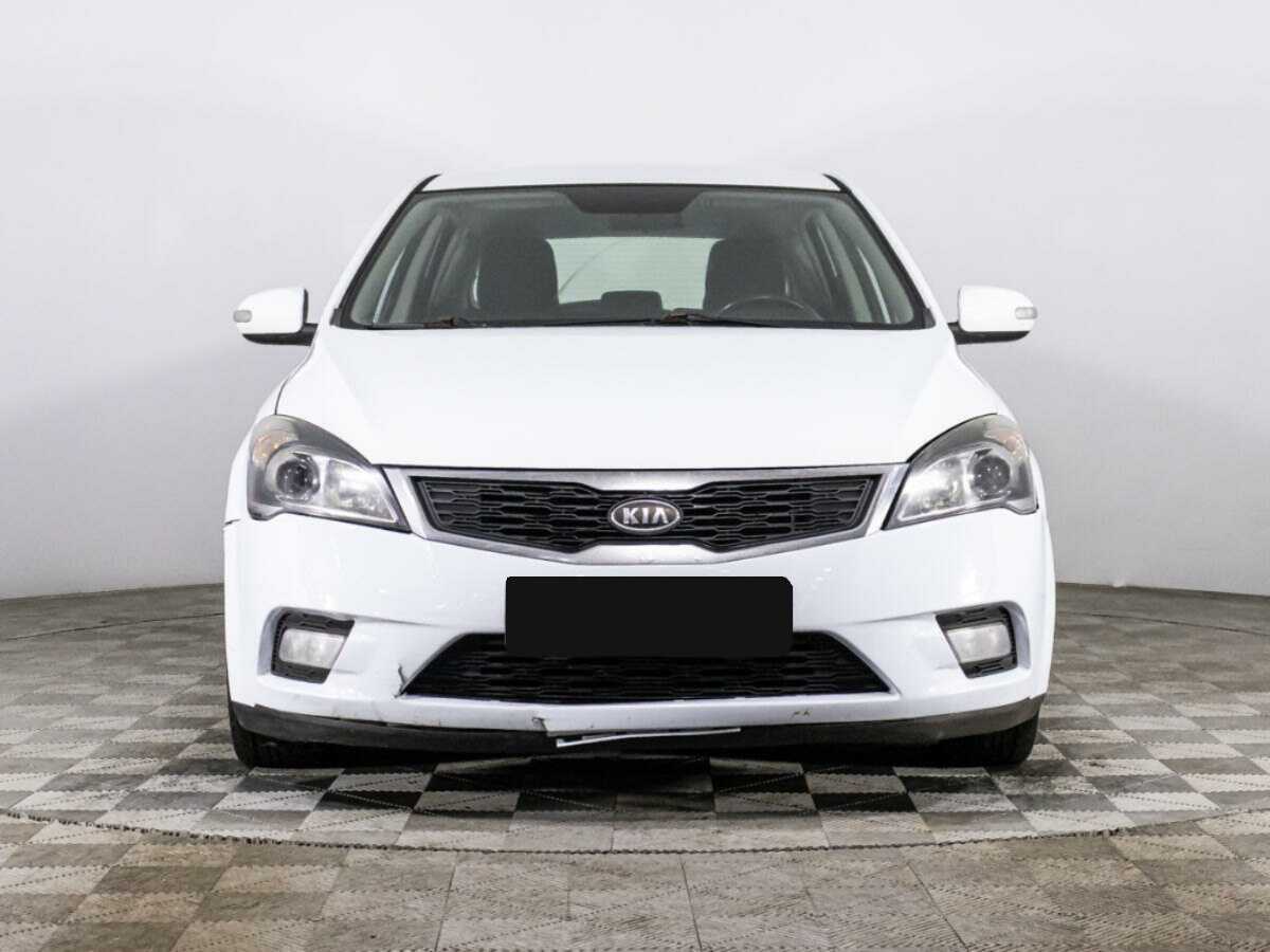 Kia Ceed с пробегом — 2011 год. Фото: #1