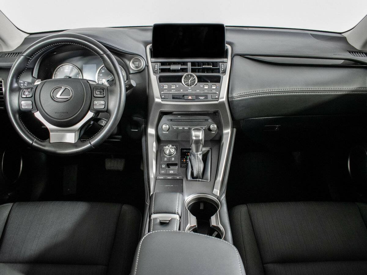 Lexus NX с пробегом — 2020 год. Фото: #10