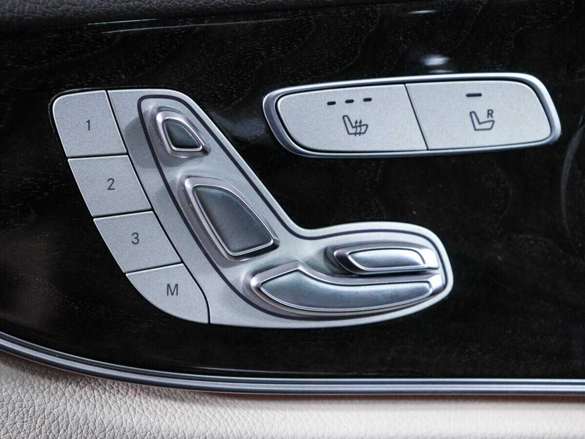 Mercedes-Benz E-Класс с пробегом — 2018 год. Фото: #20