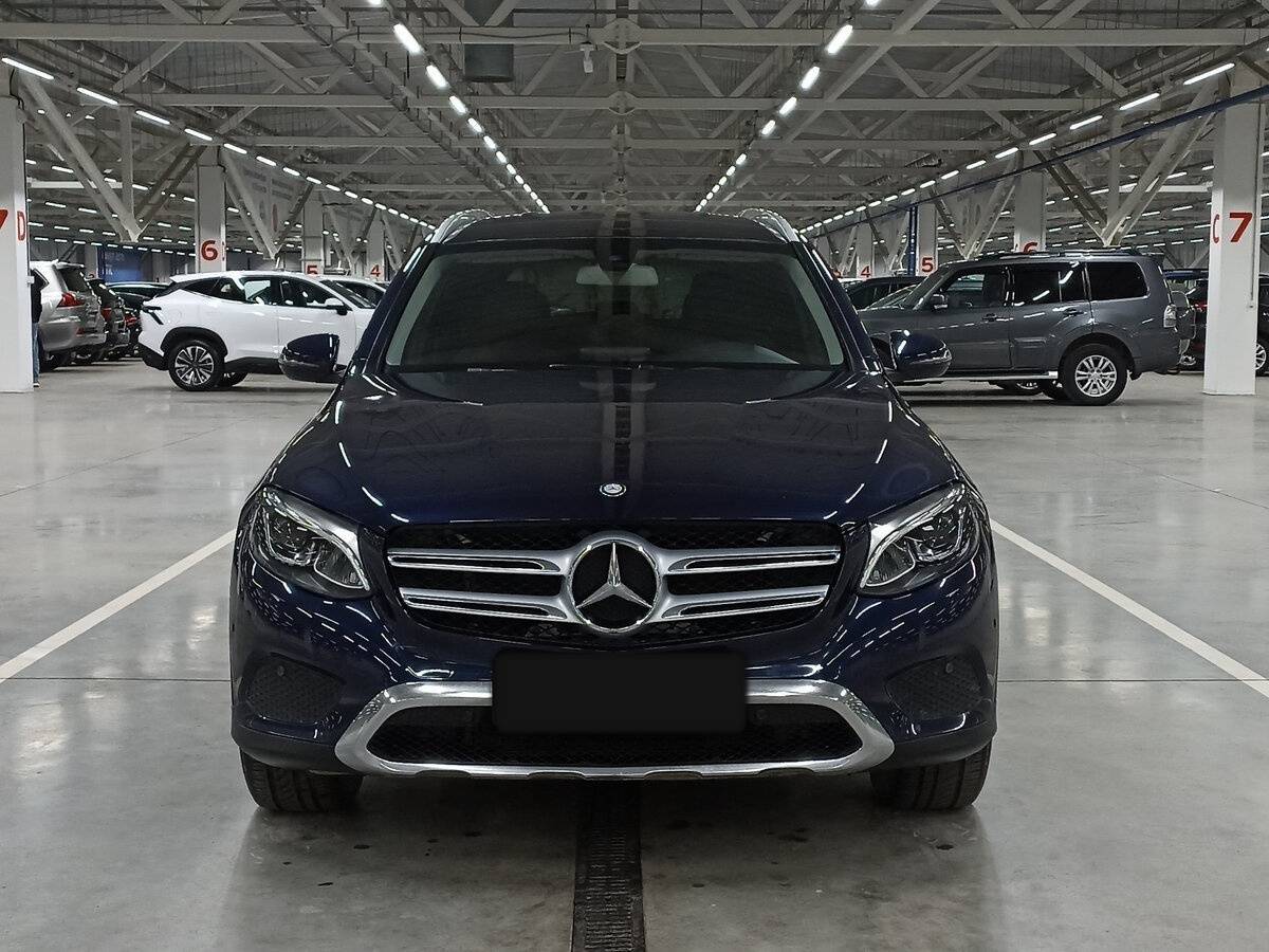 Mercedes-Benz GLC с пробегом — 2015 год. Фото: #1
