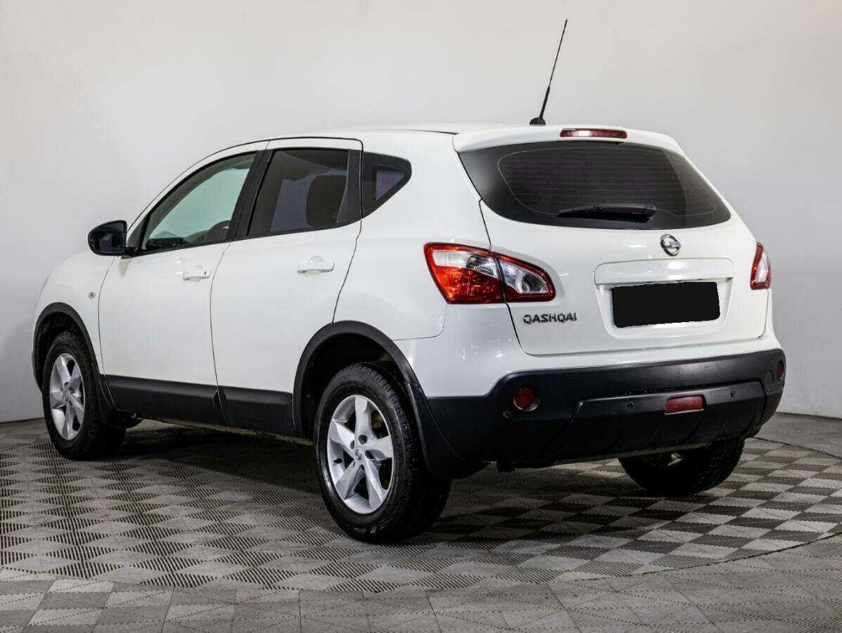 Nissan Qashqai с пробегом — 2010 год. Фото: #6
