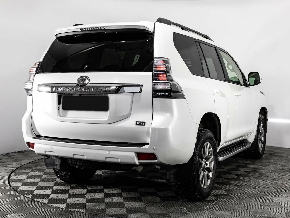 Toyota Land Cruiser Prado с пробегом — 2016 год. Фото: #5