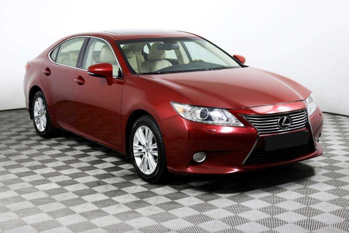 Lexus ES с пробегом — 2013 год. Фото: #2