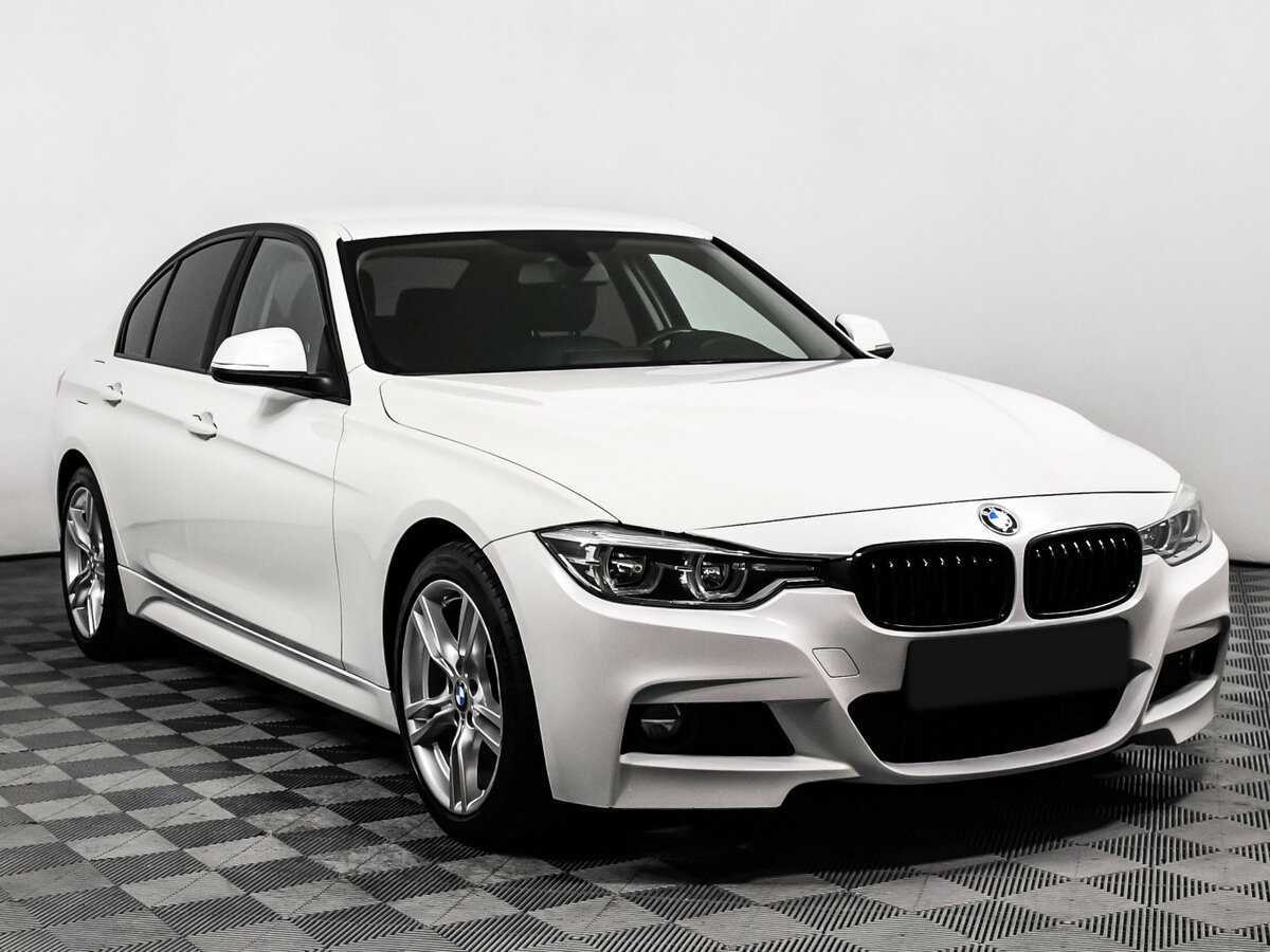 BMW 3 серии с пробегом — 2017 год. Фото: #2