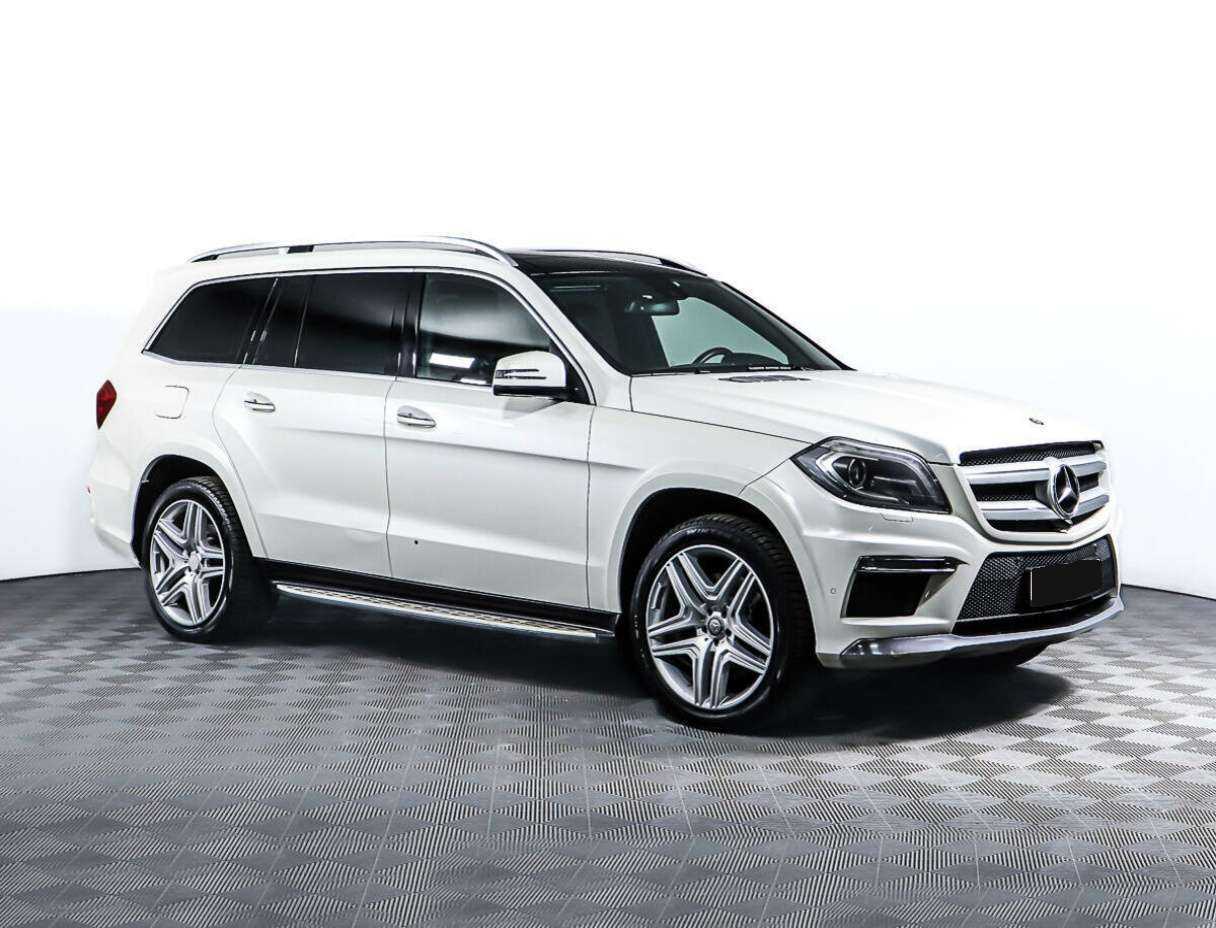 Mercedes-Benz GL-Класс с пробегом — 2014 год. Фото: #2
