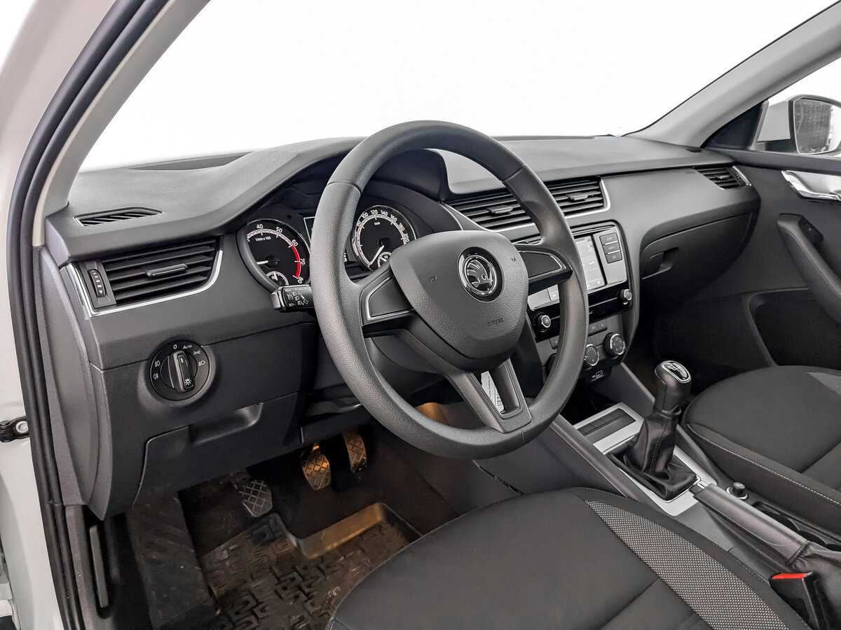 Skoda Octavia с пробегом — 2019 год. Фото: #13