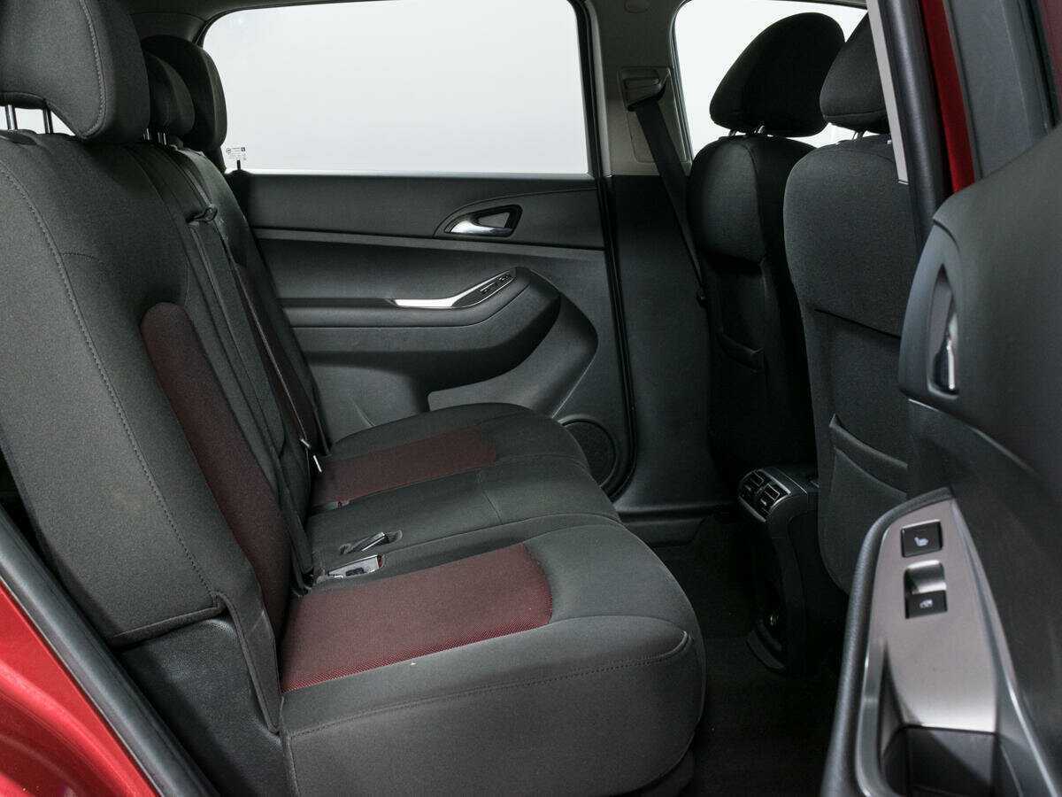 Chevrolet Orlando с пробегом — 2014 год. Фото: #11