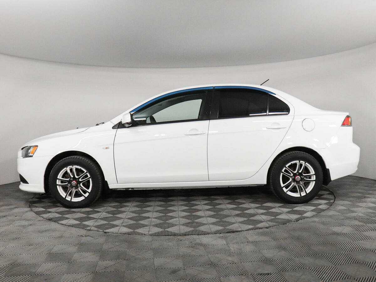 Mitsubishi Lancer с пробегом — 2011 год. Фото: #7