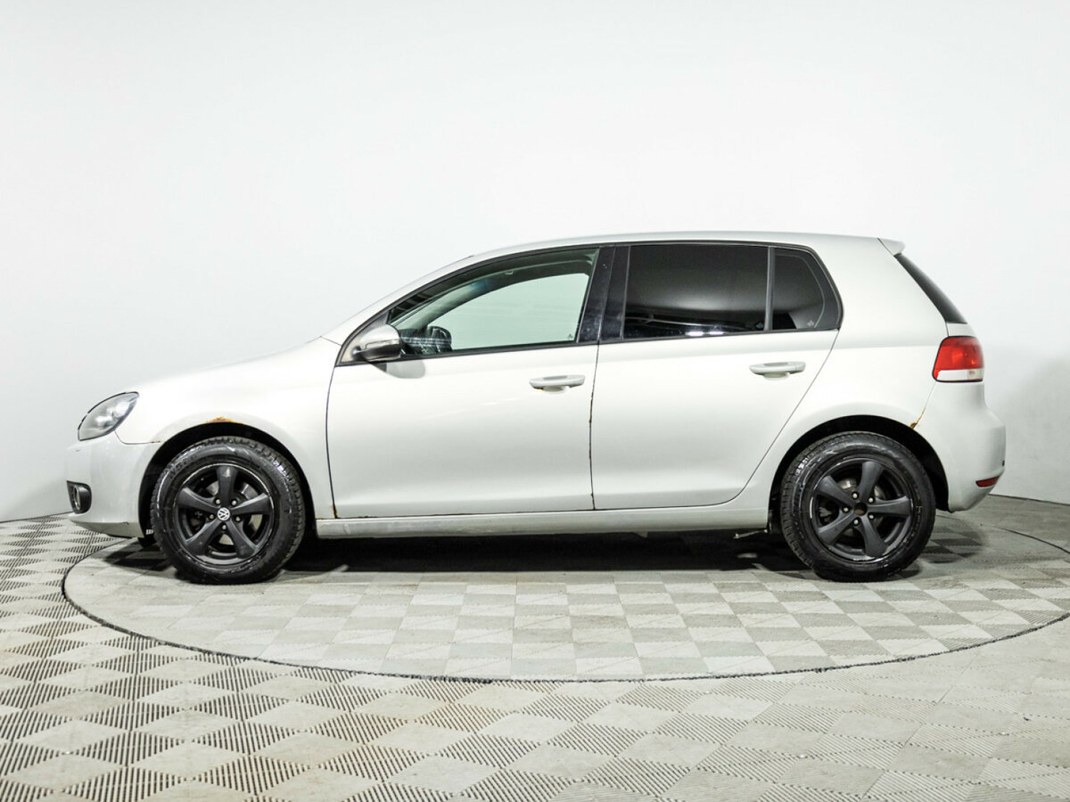 Volkswagen Golf с пробегом — 2010 год. Фото: #7