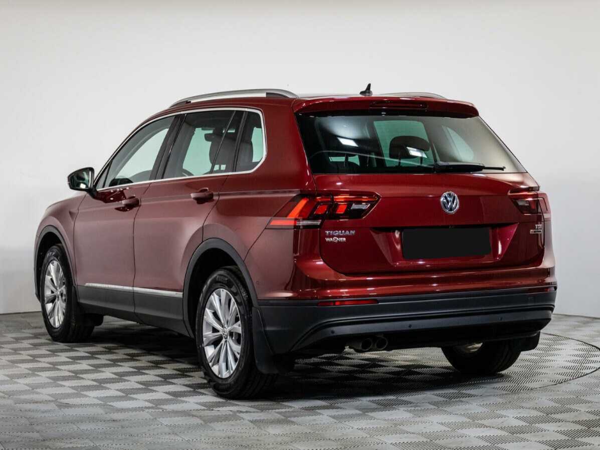 Volkswagen Tiguan с пробегом — 2017 год. Фото: #6