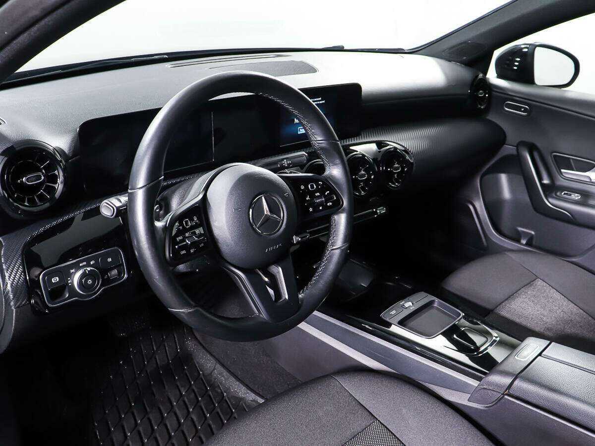 Mercedes-Benz A-Класс с пробегом — 2019 год. Фото: #13