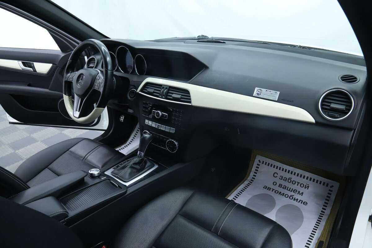 Mercedes-Benz C-Класс с пробегом — 2014 год. Фото: #13
