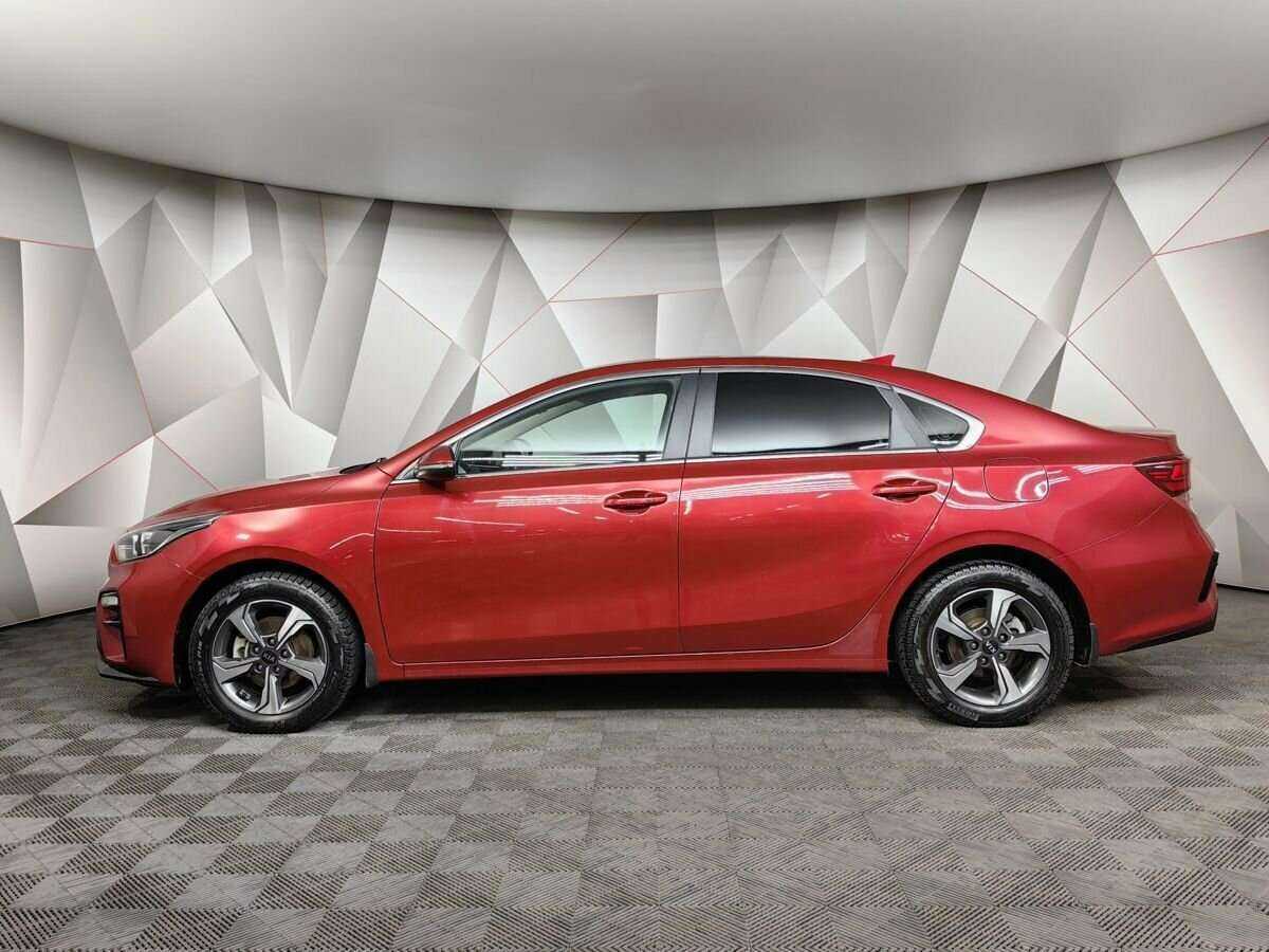 Kia Cerato с пробегом — 2021 год. Фото: #4