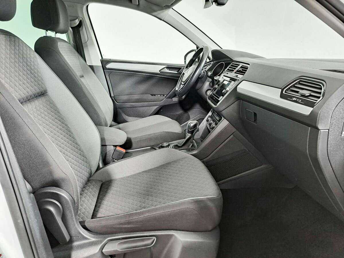 Volkswagen Tiguan с пробегом — 2017 год. Фото: #8