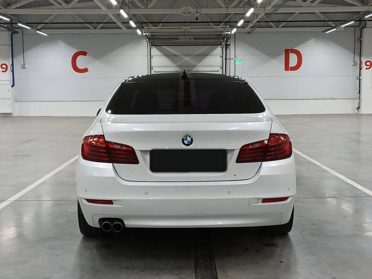 BMW 5 серии с пробегом — 2015 год. Фото: #5