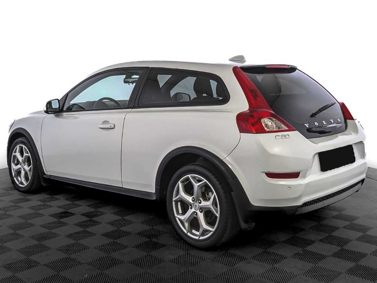 Volvo C30 с пробегом — 2011 год. Фото: #6