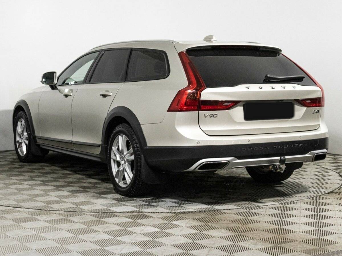 Volvo V90 Cross Country с пробегом — 2017 год. Фото: #6