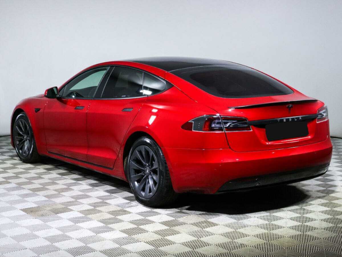 Tesla Model S с пробегом — 2020 год. Фото: #6