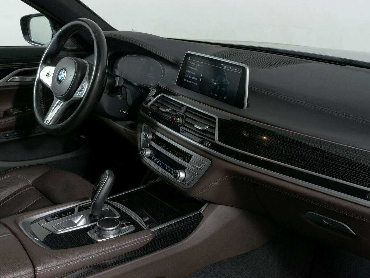 BMW 7 серии с пробегом — 2020 год. Фото: #9