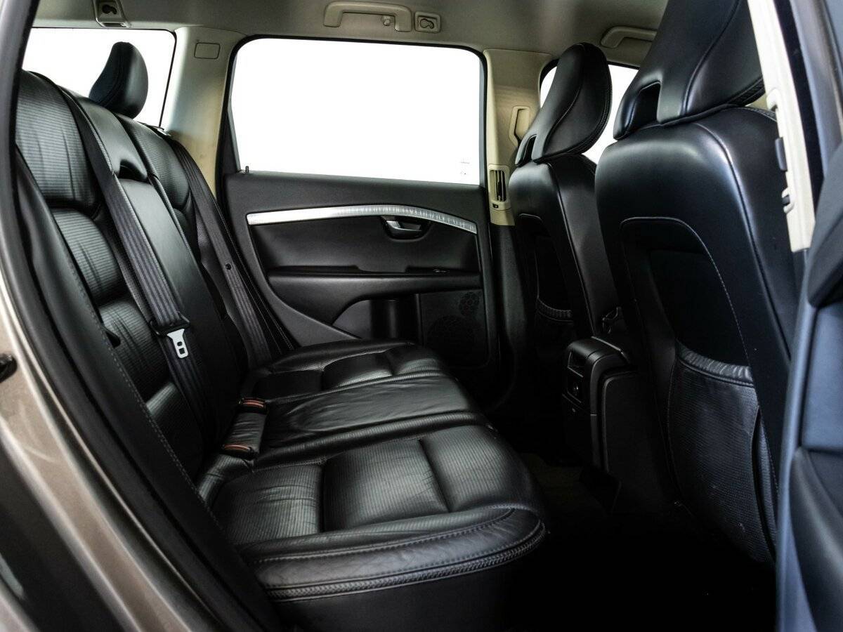 Volvo XC70 с пробегом — 2008 год. Фото: #17