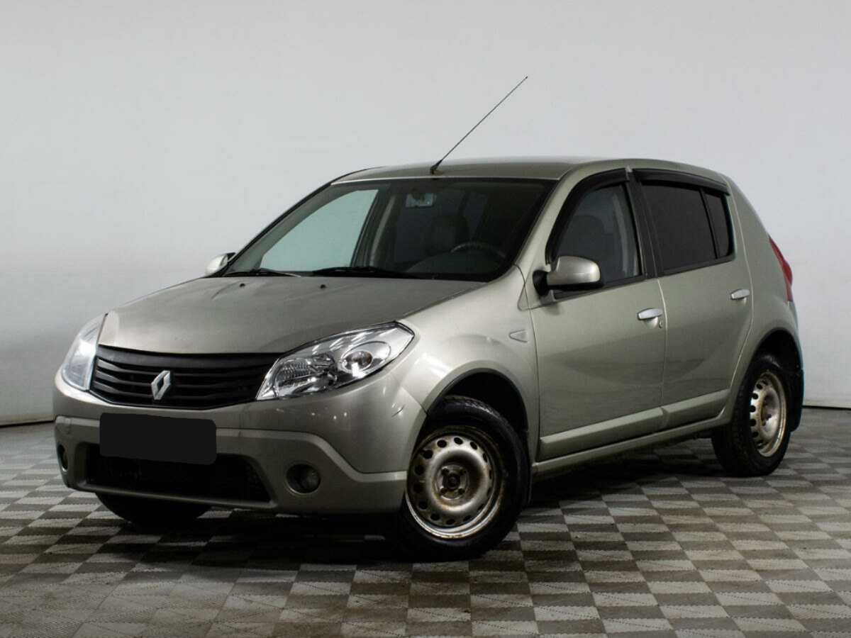 Renault Sandero с пробегом — 2013 год. Посмотреть фото